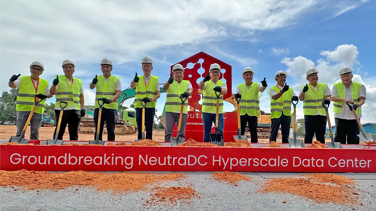 Image 4: NeutraDC groundbreaking ceremony