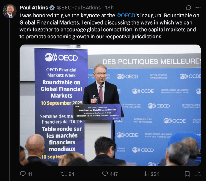 SEC議長ポール・アトキンズがOECDラウンドテーブルで基調講演を行っています。
