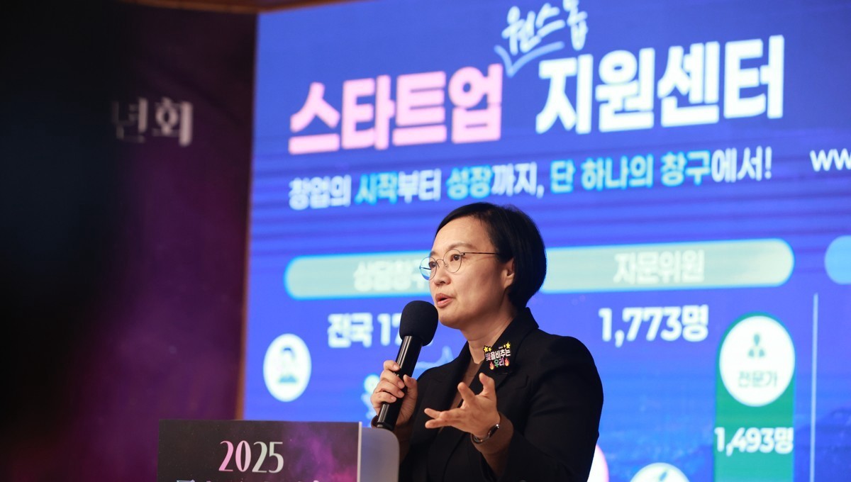 韩性淑中期部长官"初创企业,韩国经济的未来…明年创业支持继续" / 联合新闻