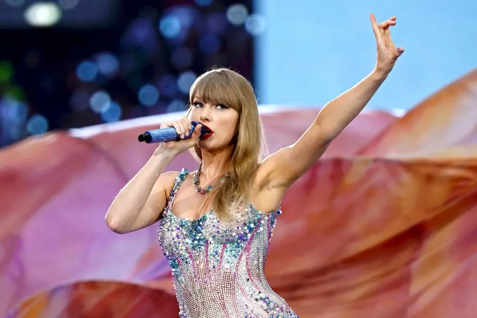 Taylor Swift | Жизнь шоу-гёрла