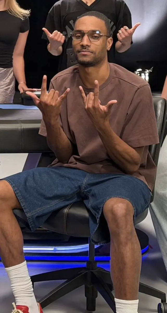 post-image