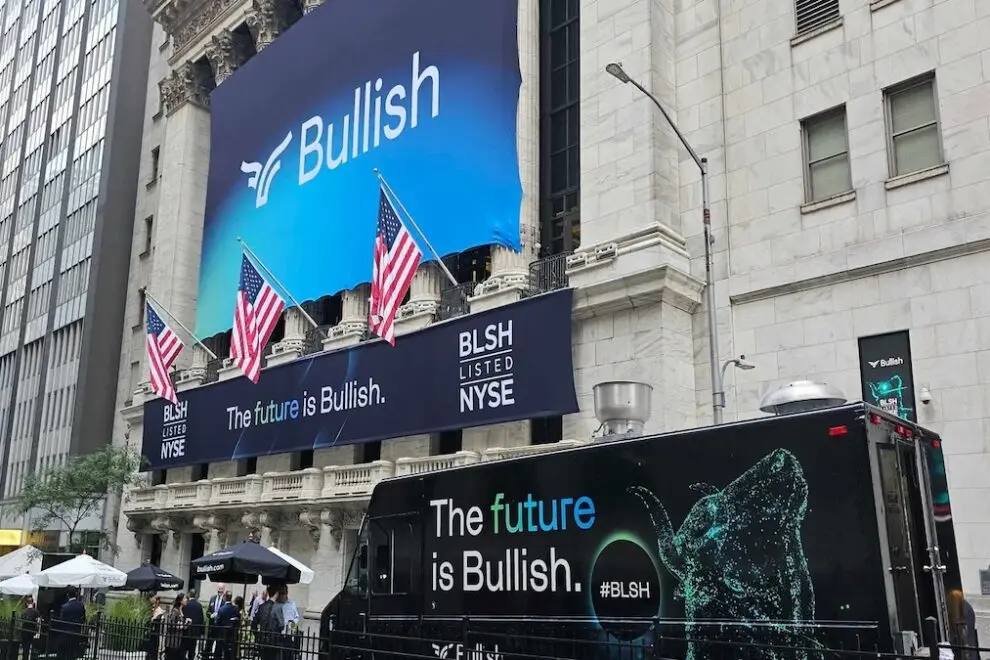 plateforme d'échange Bullish, listing── le prix d'ouverture dépasse 102 Dollar, soit plus du double du prix de l'IPO