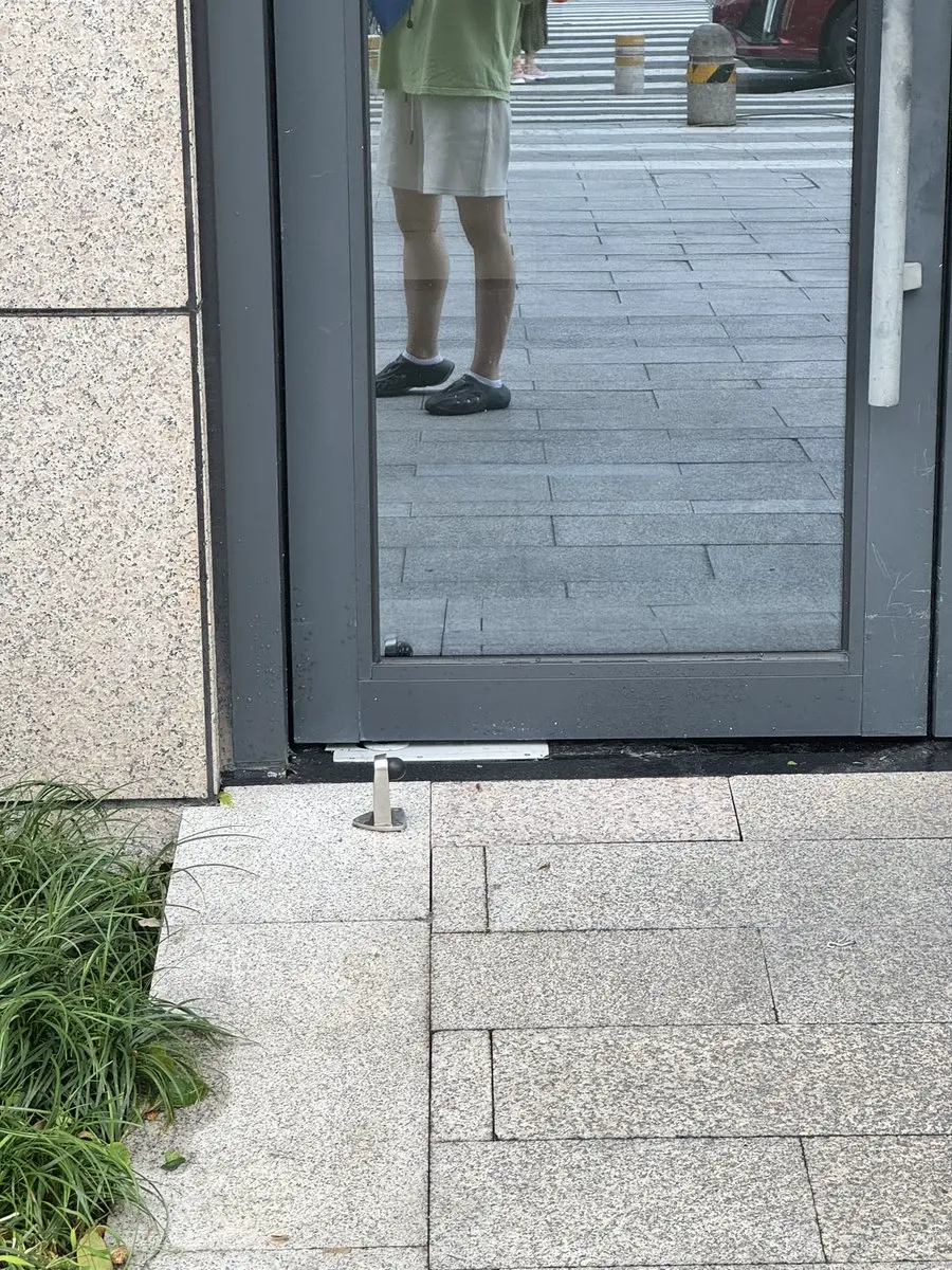 post-image