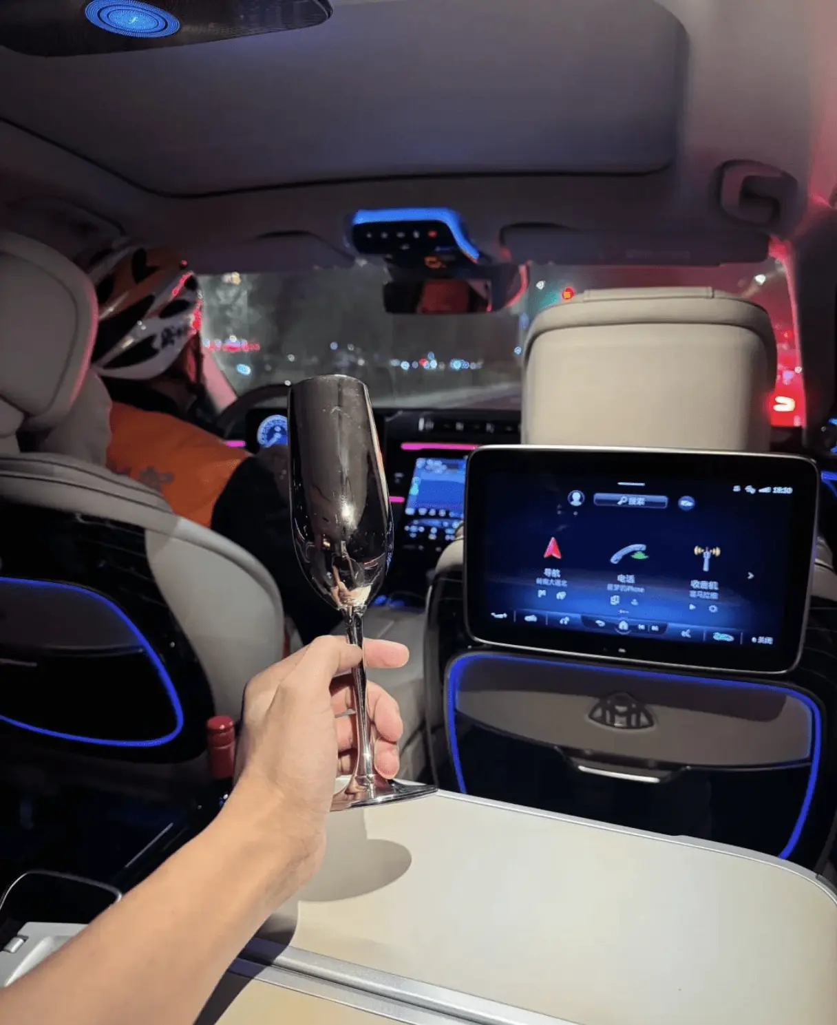 repost-content-media