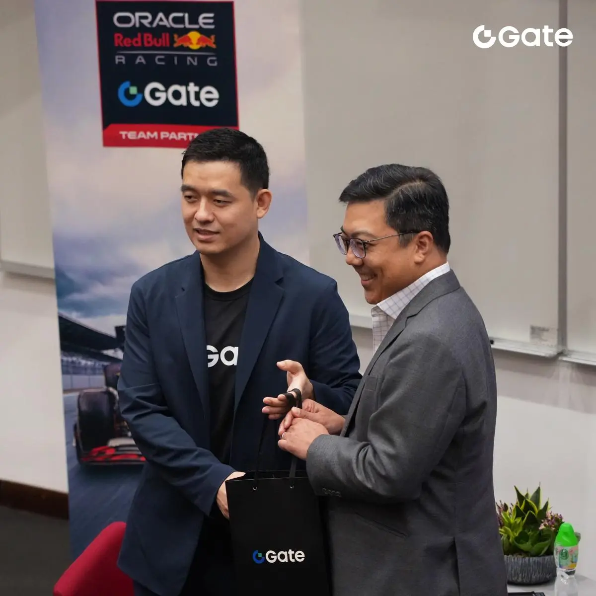 repost-content-media