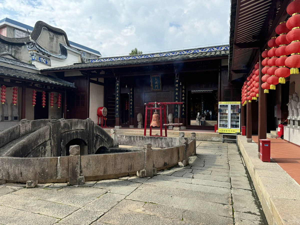post-image