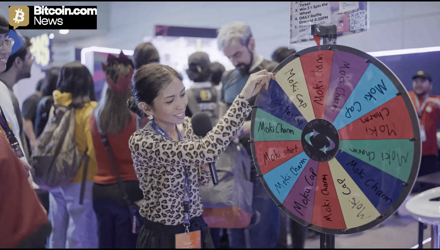 Regina在YGG Play Summit享受轻松的第三天，自由地探索展位，玩街机风格的游戏、PSP站、夹娃娃机和转盘活动，没有采访日程