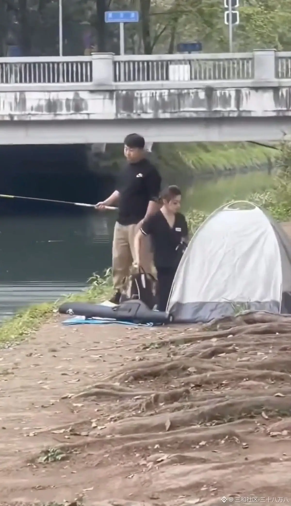 repost-content-media