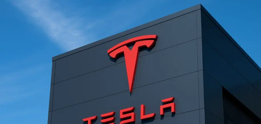 Saham Tesla: Analis Meningkatkan Target Harga saat Musk Berjuang untuk Kesepakatan Gaji $1 Triliun