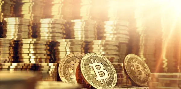 O mercado de M&A de criptomoedas está se expandindo a uma taxa sem precedentes, com ativos digitais se tornando um elemento central do sistema financeiro global. [Foto: Shutterstock]