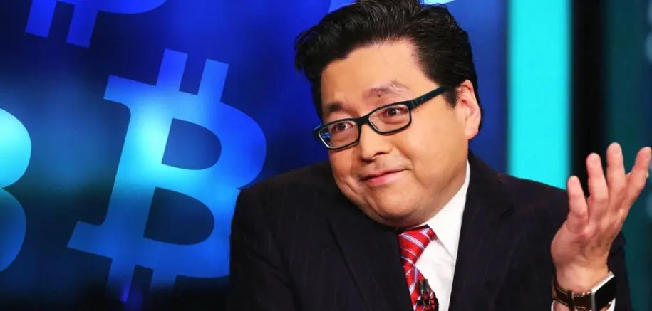 Tom Lee reduz previsão agressiva para o Bitcoin, pede um último aumento antes do final do ano