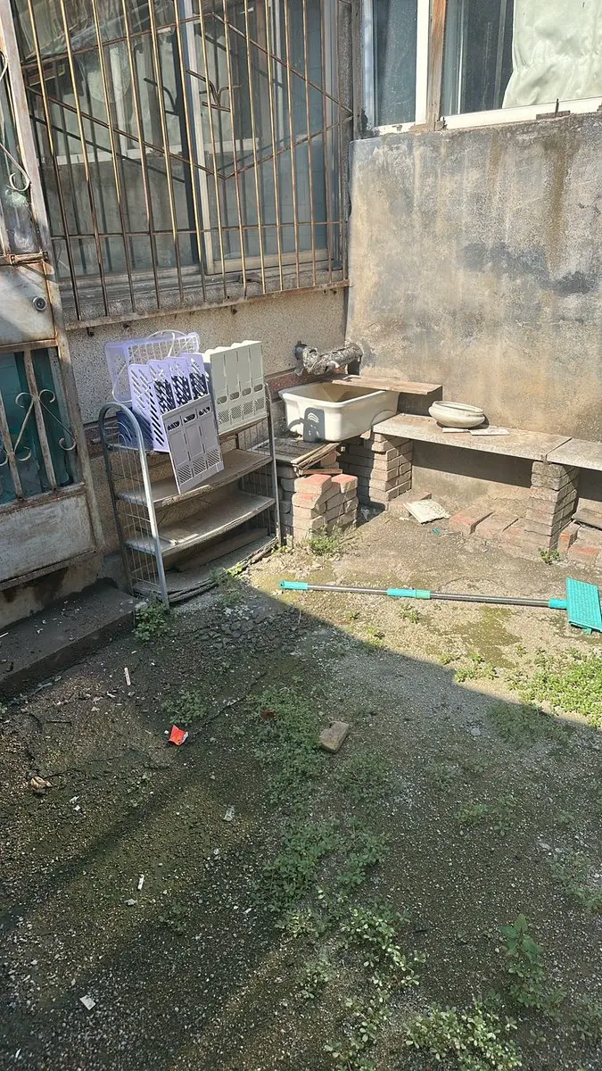 post-image
