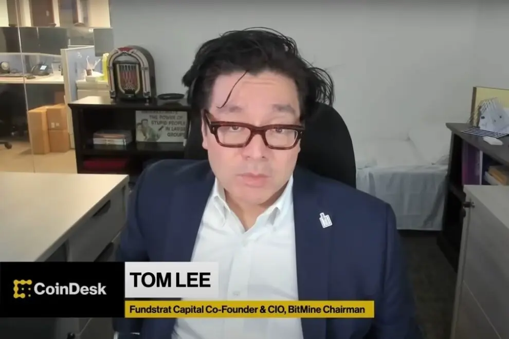 Wall Street "secretamente" compra criptoactivos──señales alcistas y el Sr. Tom Lee