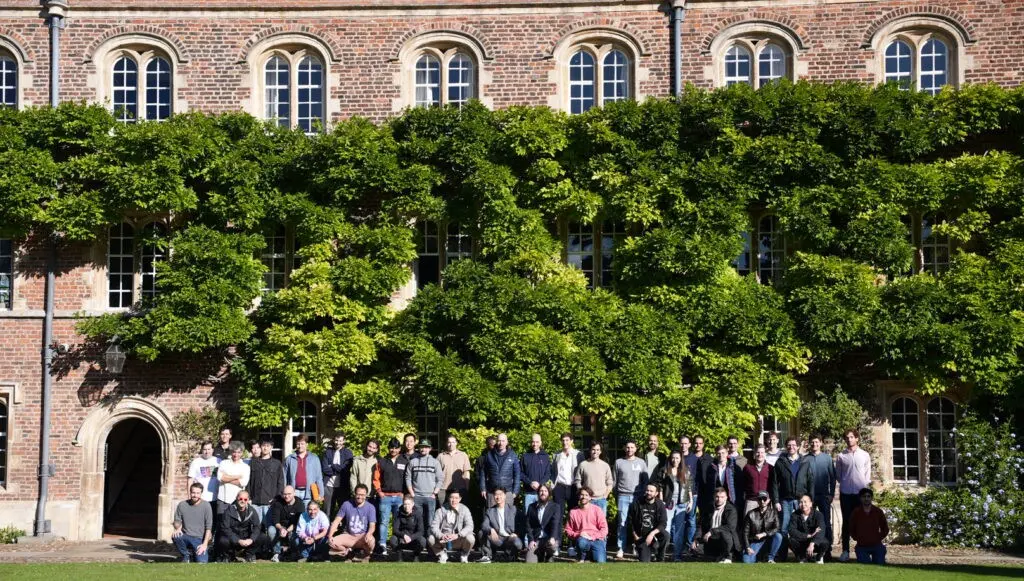 Fotografía del equipo creado para proteger a Ethereum de la computación cuántica.