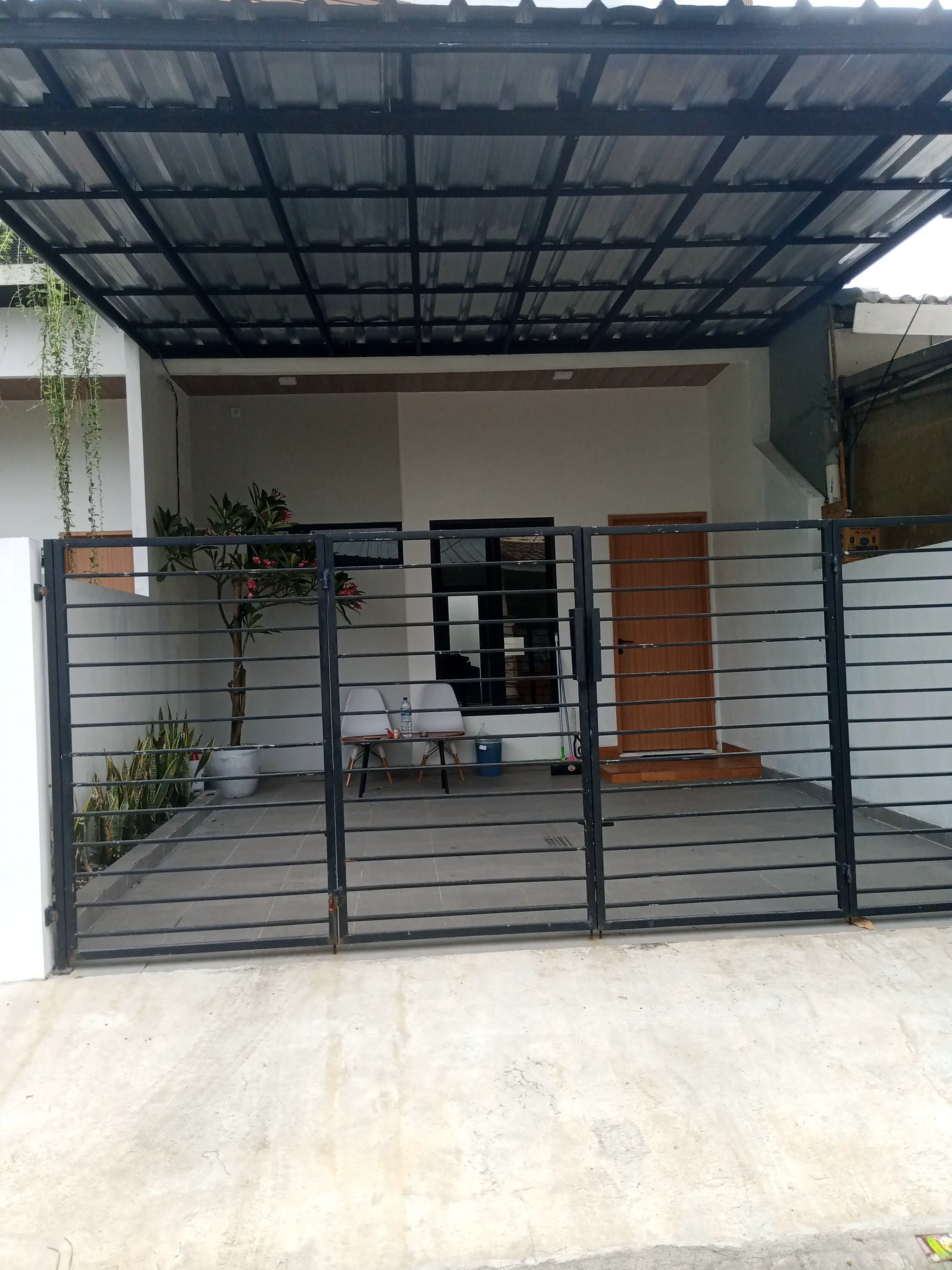 post-image