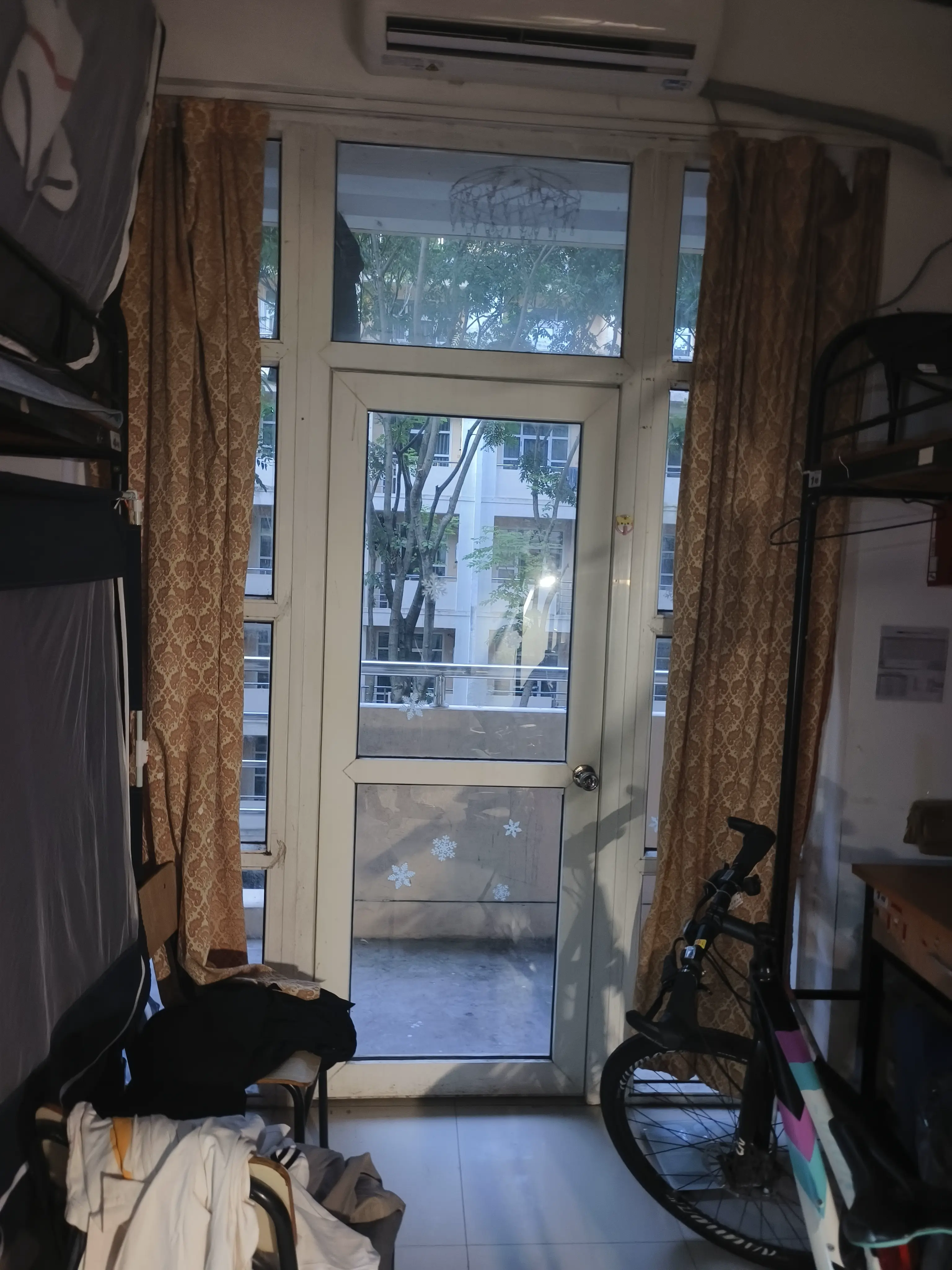 post-image