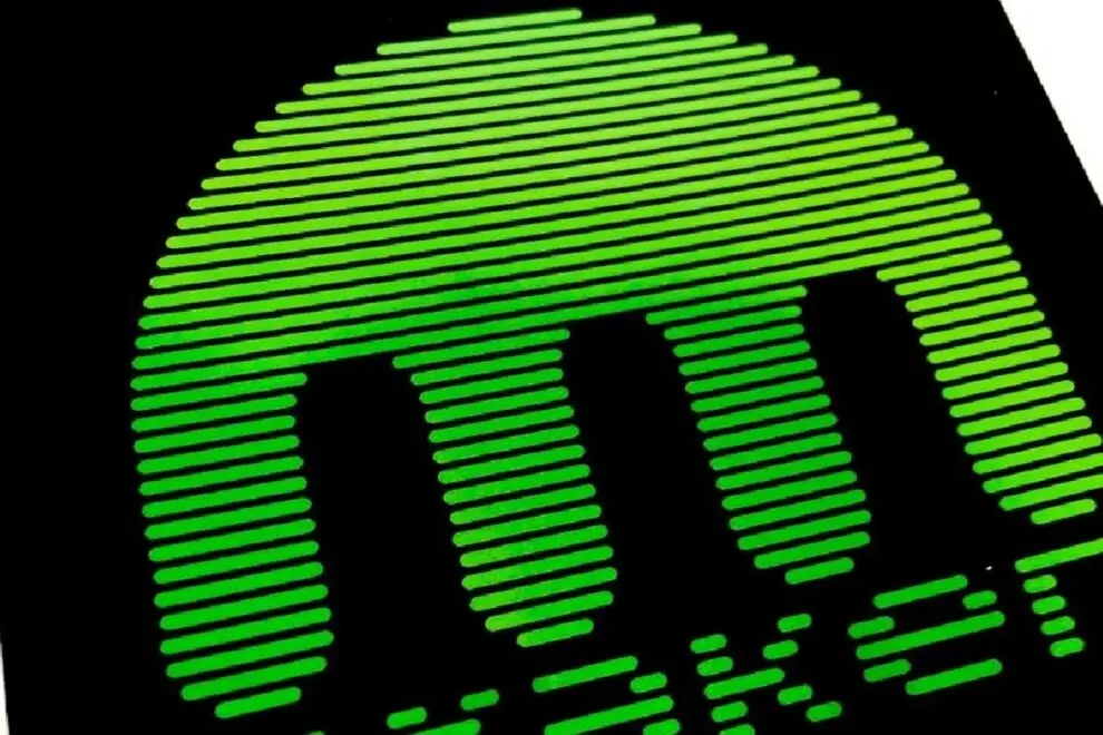 BNBトレジャリー戦略を採用するナスダック上場企業が登場、クラーケンがサポート