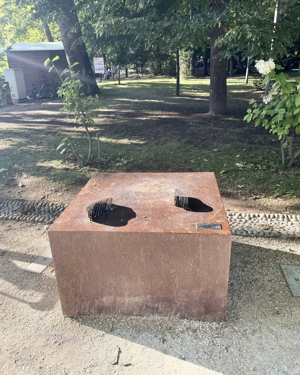 post-image