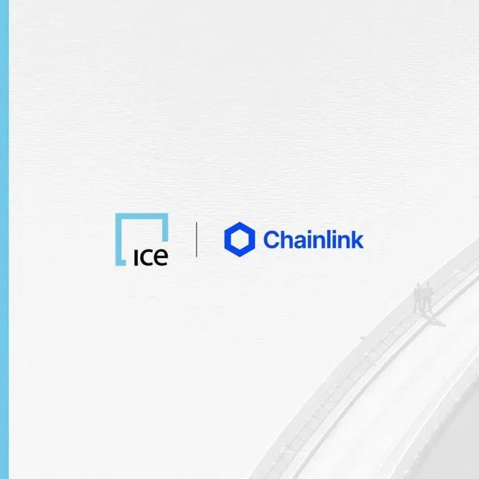 صورة توضح التعاون بين ICE و Chainlink